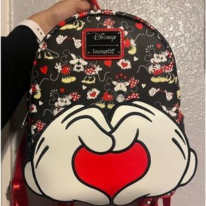 New loungefly Minnie and Mickey bag